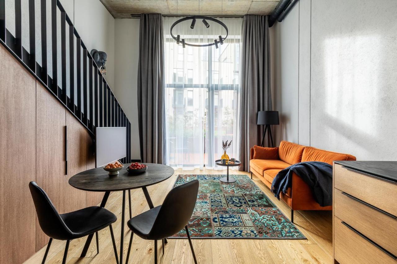 Stylish Loft With Terrace Paupys, Old Town Apartment Vilnius Bagian luar foto